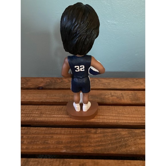 Swin Cash bobblehead doll team Springfield Spirit number 32 with box - Picture 2 of 3